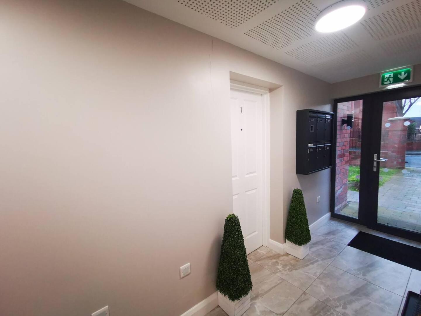 Belfast Central 2 Bedroom Luxurious Modern Stay Екстериор снимка