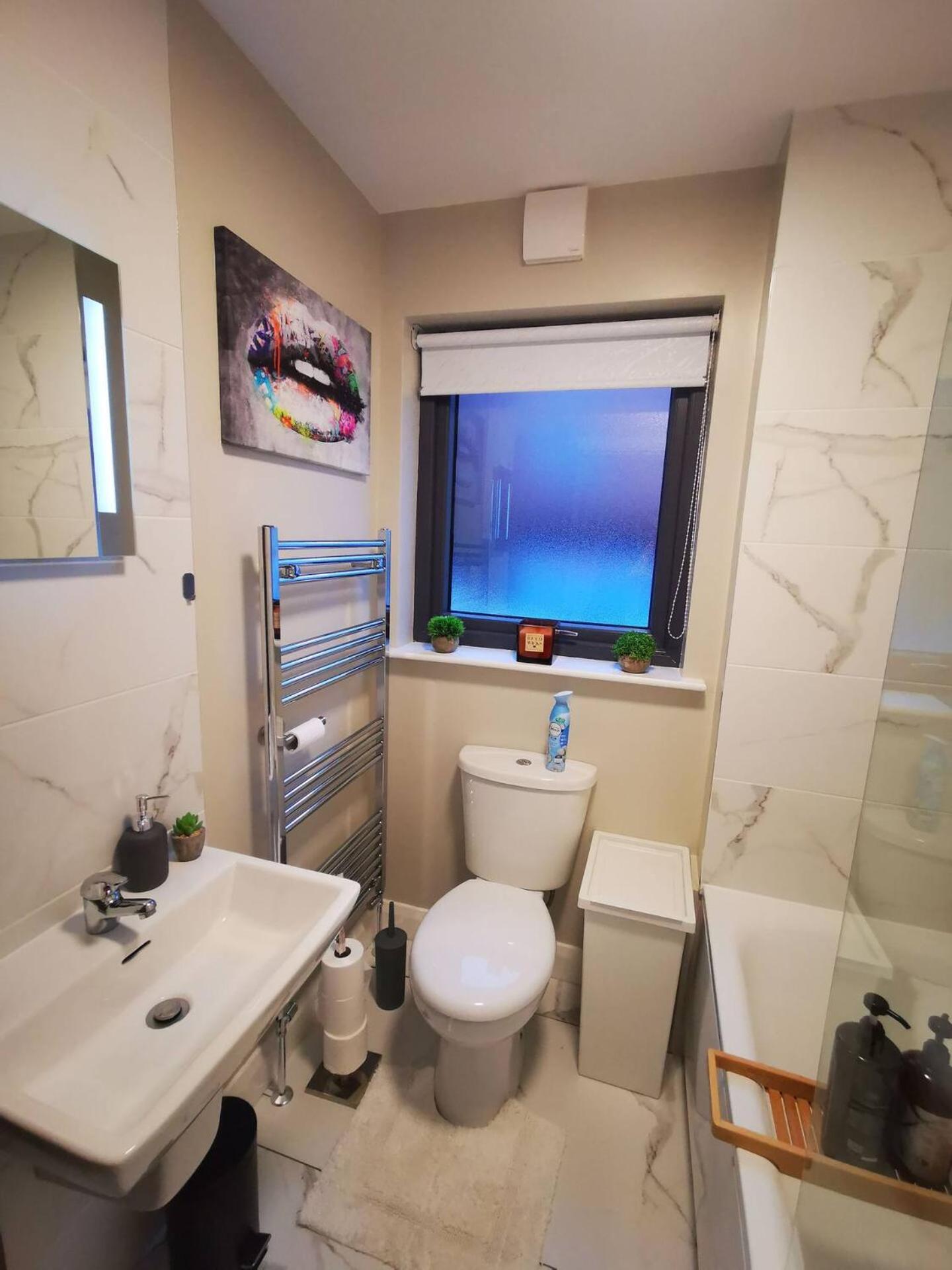 Belfast Central 2 Bedroom Luxurious Modern Stay Екстериор снимка